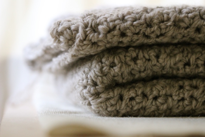 Crochet Shrug | HOMEGROWN KITCHEN