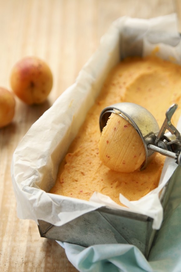 Dairy-free Apricot Ice Cream / HOMEGROWN KITCHEN