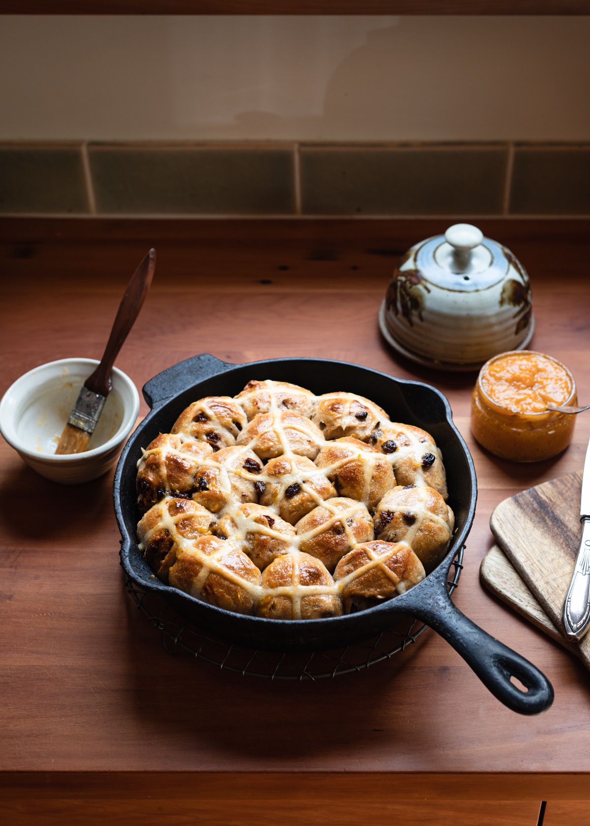 https://www.homegrown-kitchen.co.nz/wp-content/uploads/2020/04/Hot-Cross-Bun-Bread-Nicola-Galloway-7-of-9.jpg