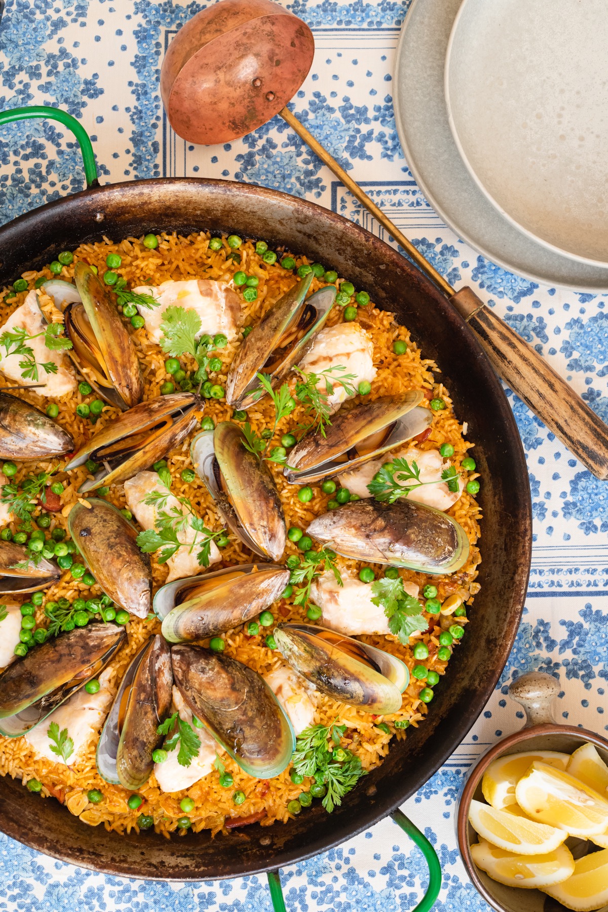 SEAFOOD PAELLA + Homemade: Fish Stock - Homegrown Kitchen